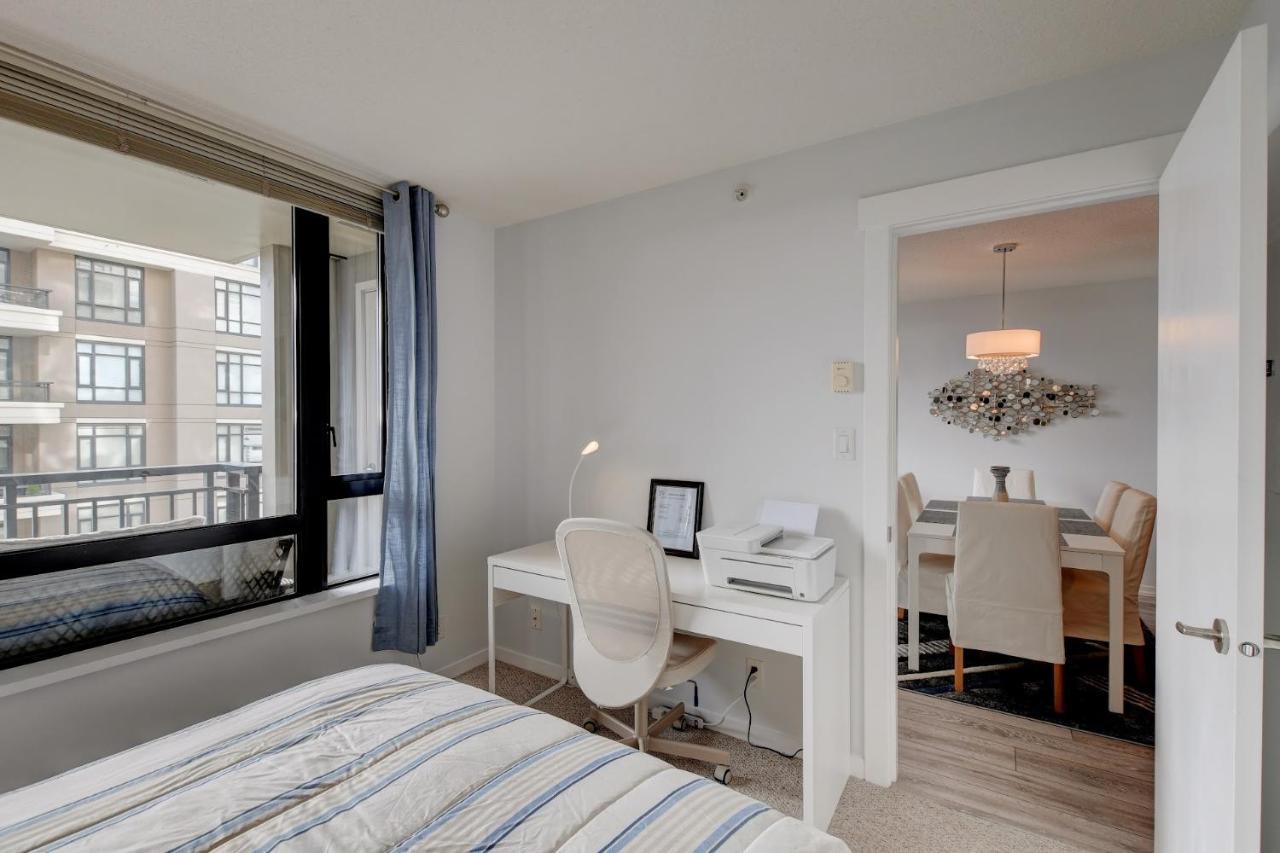 The Astoria Flair Lägenhet Victoria Exteriör bild
